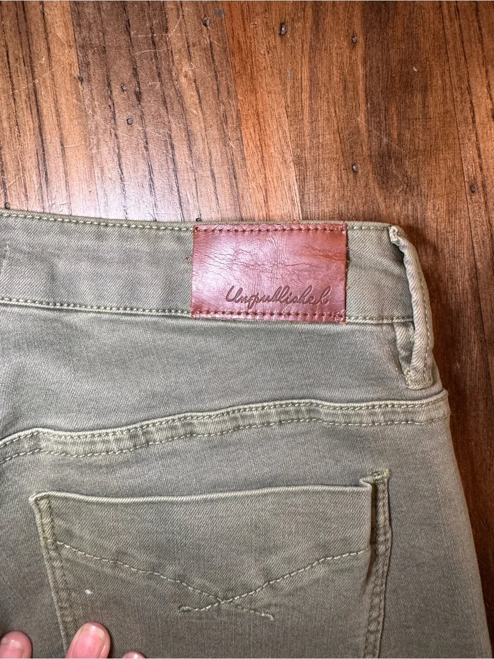 NWT Unpublished Kora Mid Rise‎ Skinny Jeans in Thyme - Size 29